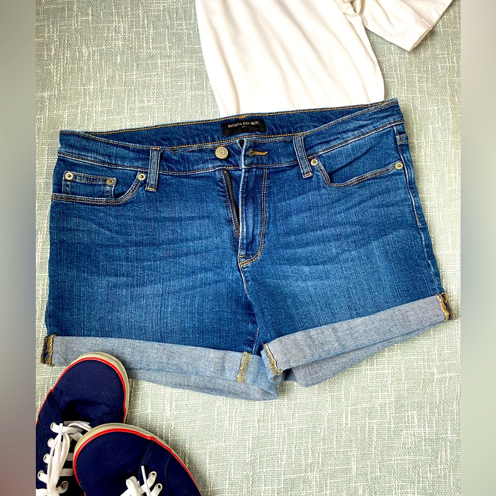Banana Republic Jean Shorts Size 10 Medium Wash Classic Cutoff